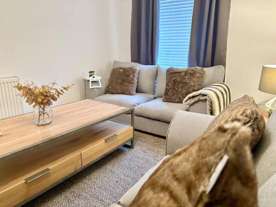 Cottage,Cinema Room,Log Burner Blaenavon Εξωτερικό φωτογραφία