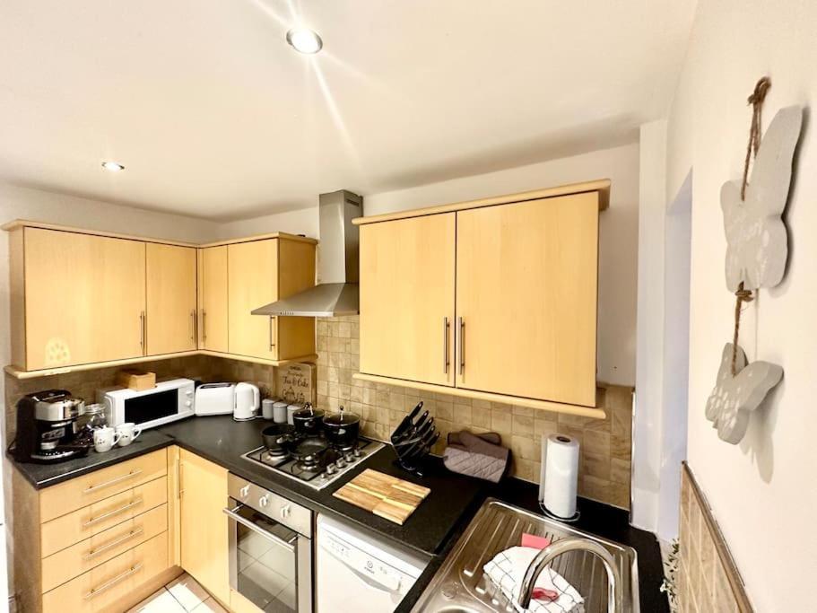 Cottage,Cinema Room,Log Burner Blaenavon Εξωτερικό φωτογραφία